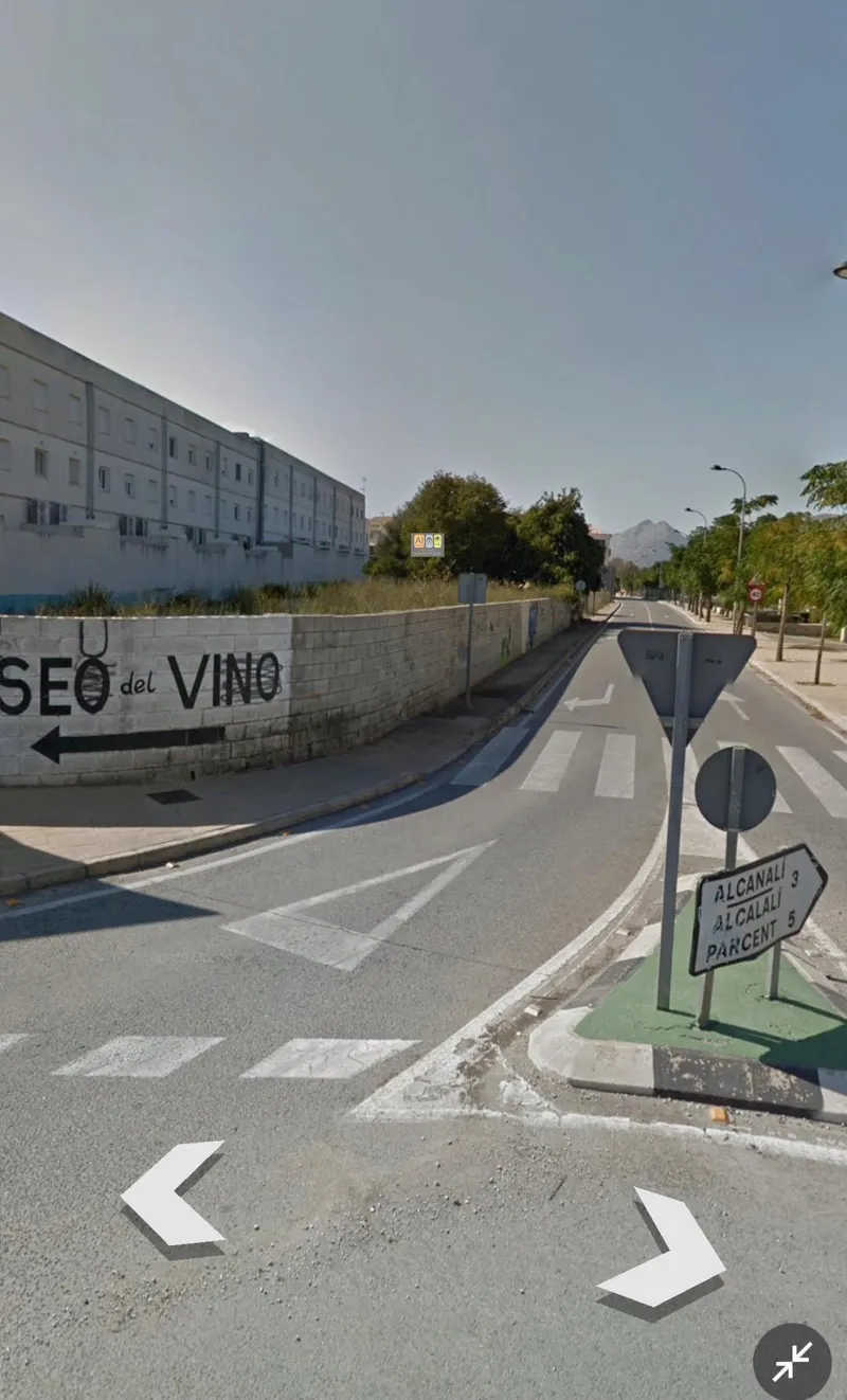 Plot in Jalon - Xalo - 6