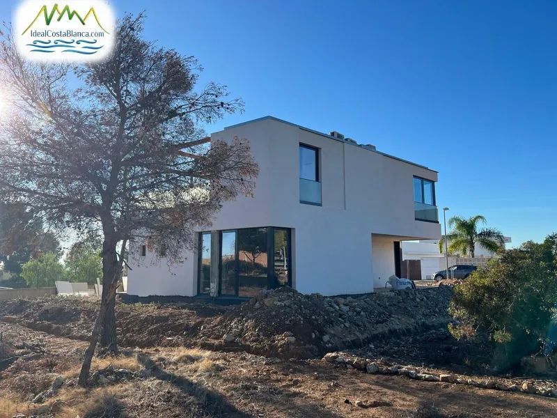 Chalet en La Nucía - 3