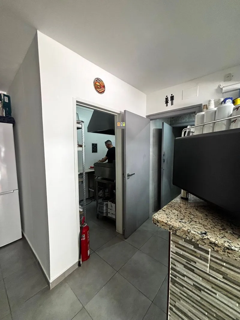 Commercial Unit in Benidorm - 4
