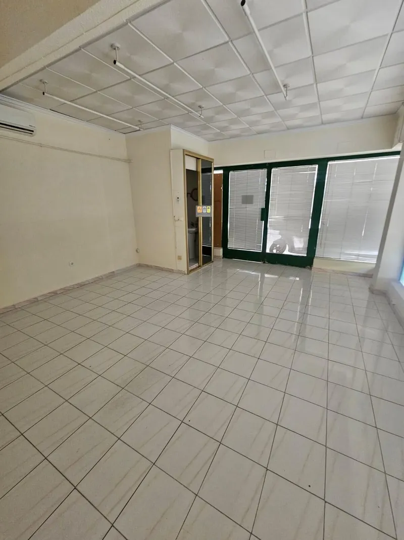 Local Comercial en Benidorm - 2