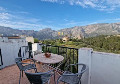 village house in Benimantell