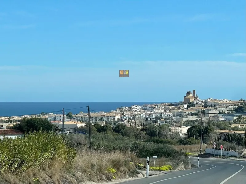 Plot in Altea - 4