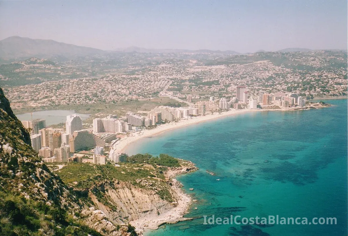 Costa Blanca Interior: La Guía Definitiva para Comprar Casa en el Valle de Guadalest