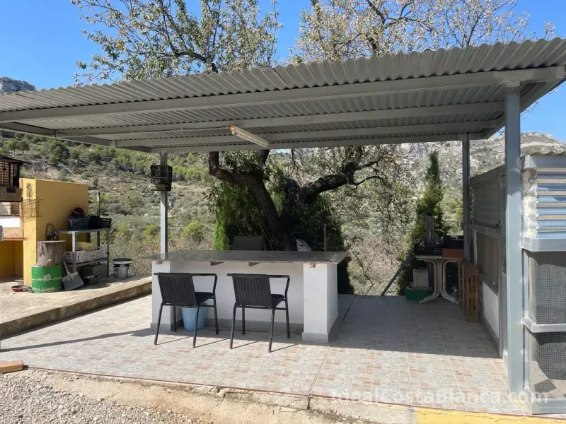 Exklusive Finca mit drei unabhängigen Gebäuden – Confrides - 4