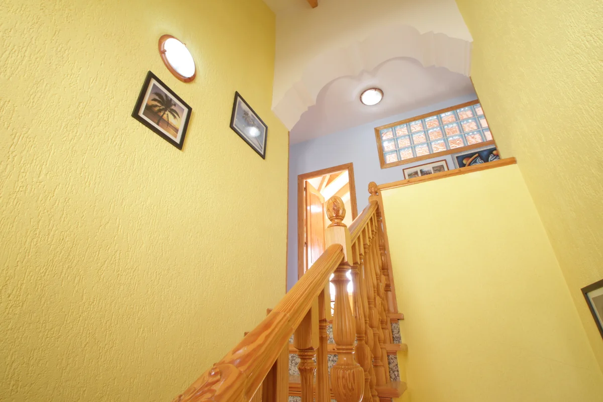 Villa with pool for sale in Confrides - 37