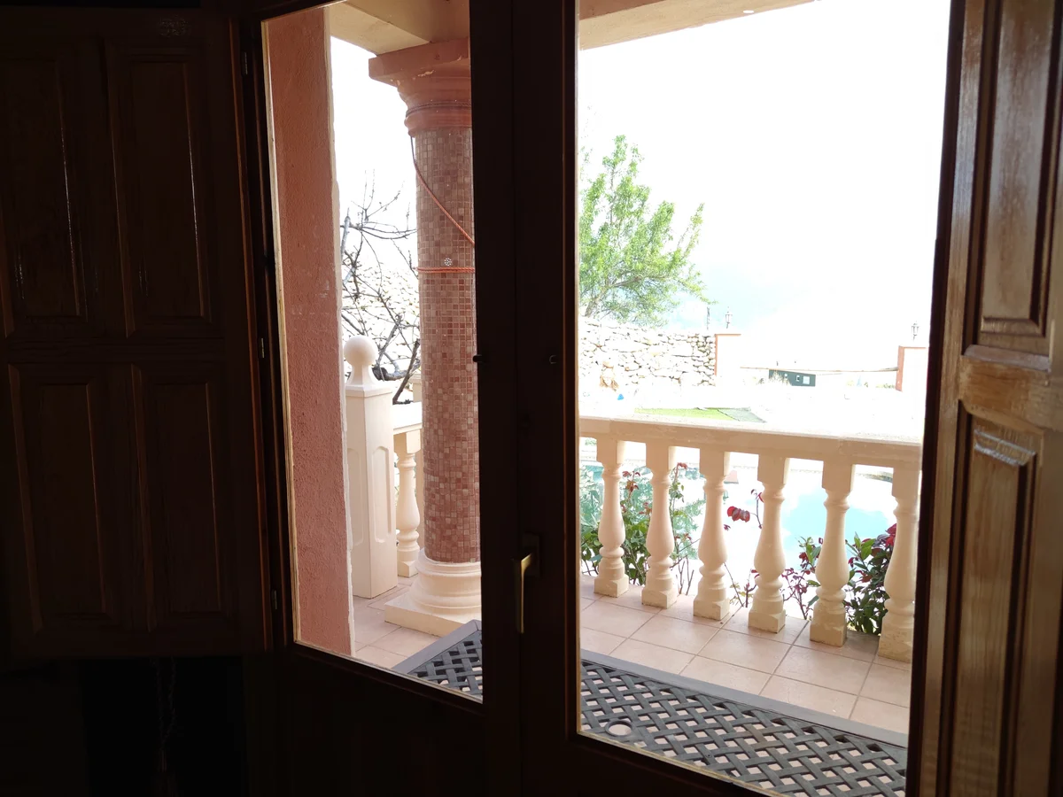 Villa with pool for sale in Confrides - 51