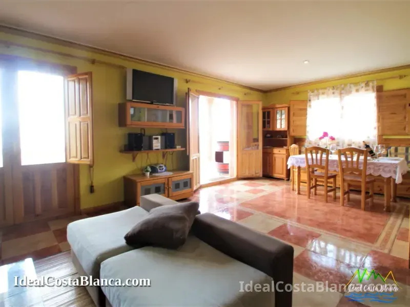 Villa with pool for sale in Confrides - 17