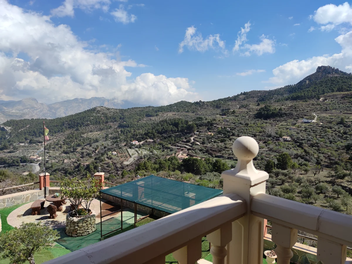 Villa with pool for sale in Confrides - 60
