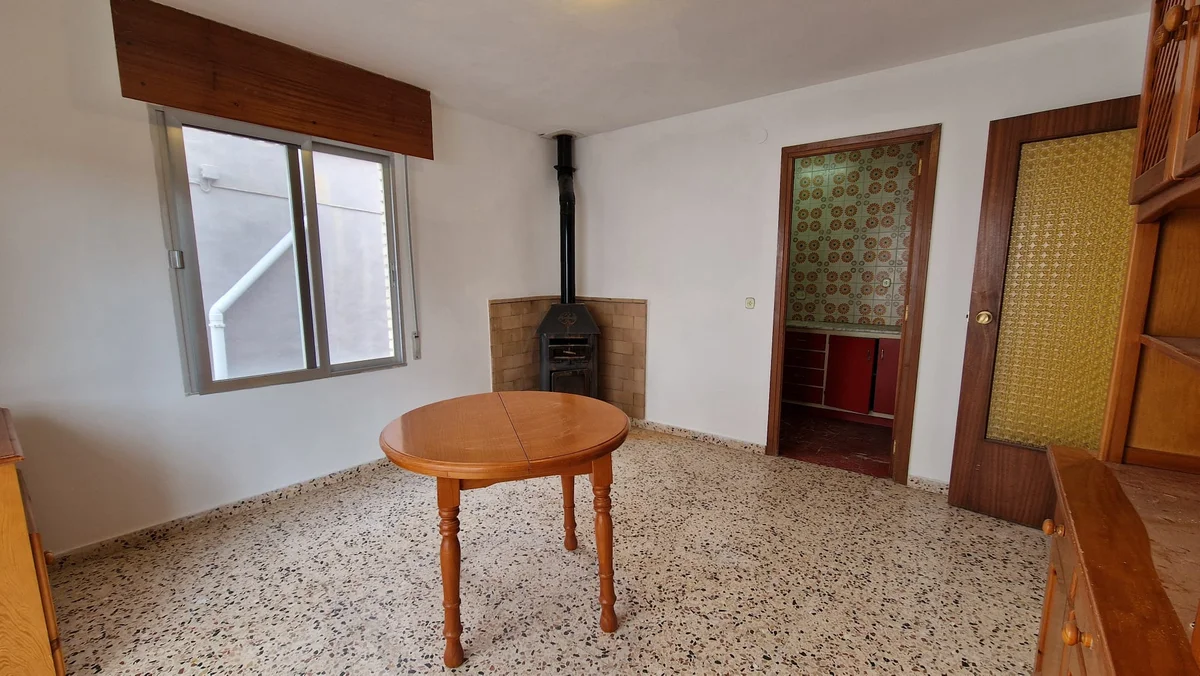 Maison de village à Confrides. Location longue durée. - 5