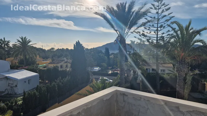 Villa Mediterránea con muchas posibilidades en Alfaz del Pi (El Cautivador) - 3