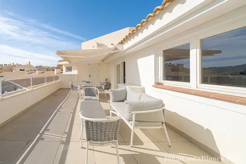  Ático exclusivo en Altea con vistas panorámicas al mar y espectacular terraza - 2