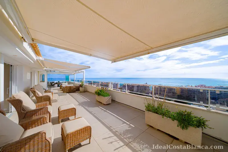 Penthouse de luxe situé dans l'un des quartiers les plus huppés d'Altea, offrant une vue panoramique sur la mer - 6