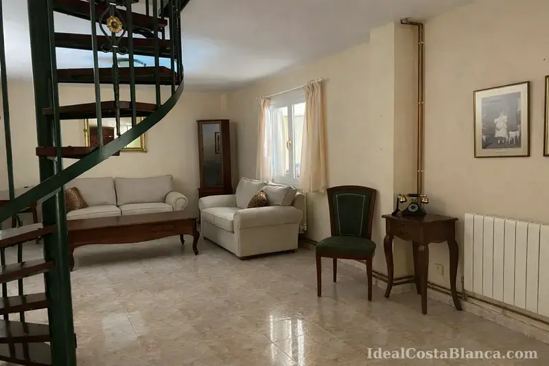 Chalet en el campo con Piscina privada - 10