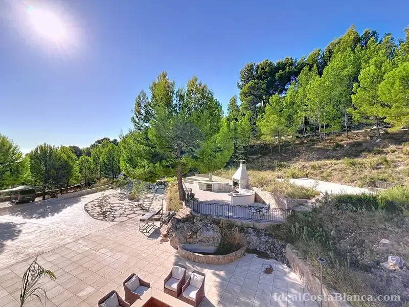 Luxury villa in Guadalest - 17