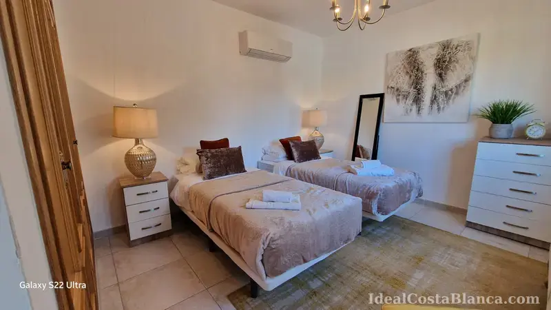 Villa with private pool for sale. - 31