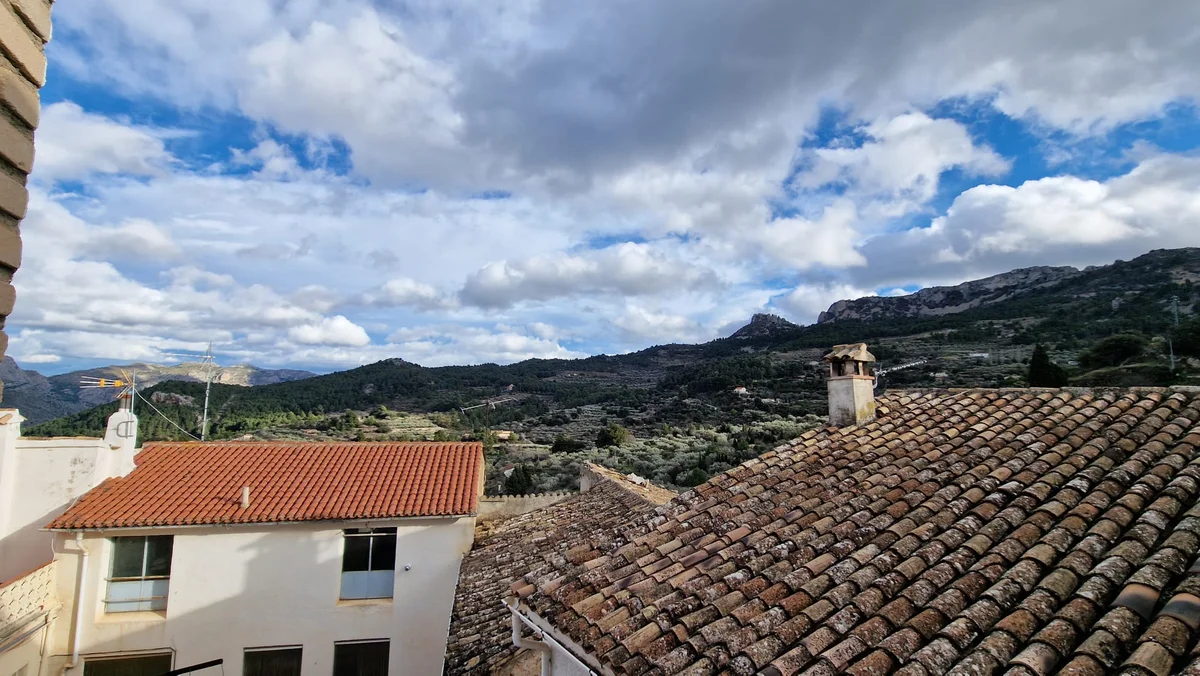 Maison de village à Confrides. Location longue durée. - 1