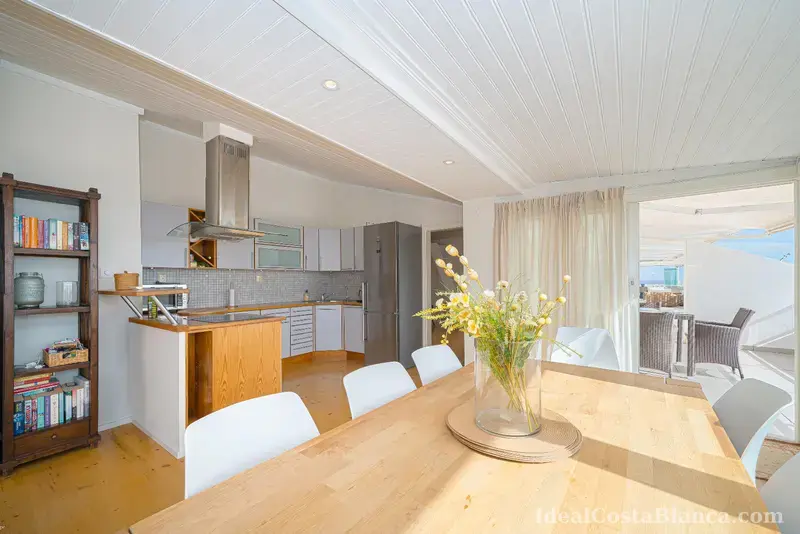  Ático exclusivo en Altea con vistas panorámicas al mar y espectacular terraza - 8