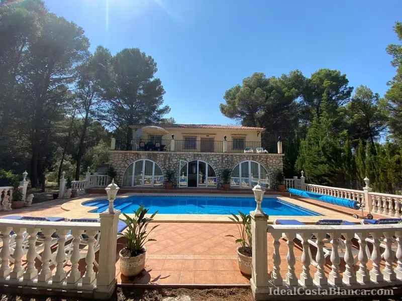 Landhaus mit privatem Pool - 3