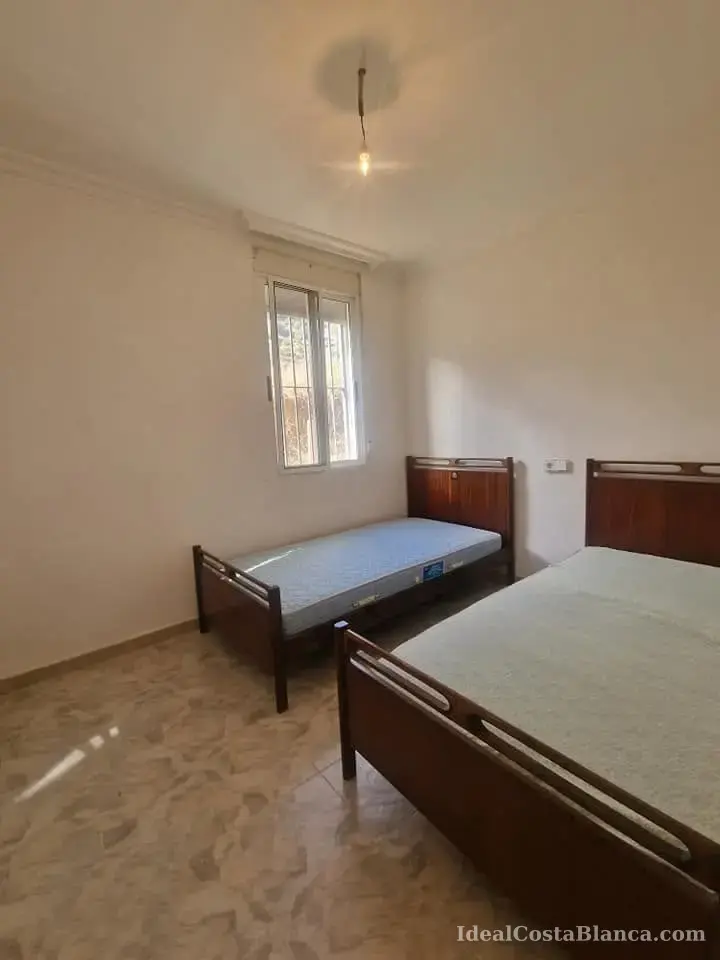 Flat to let in a country house in Confrides - 26