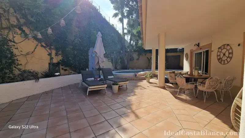 Villa with private pool for sale. - 6