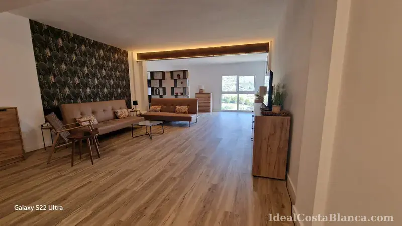 Fully refurbished flat in Confrides - 3