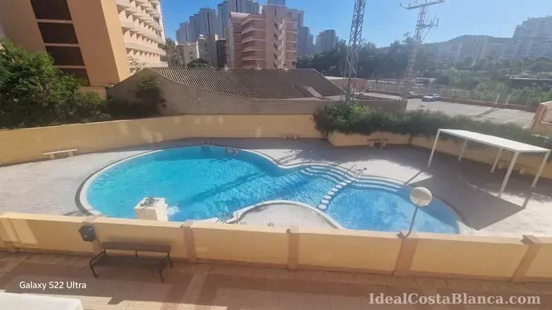 Se alquila apartamento en la Cala De Benidorm - 10