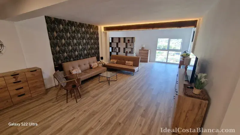Apartamento completamente reformada en Confrides - 1