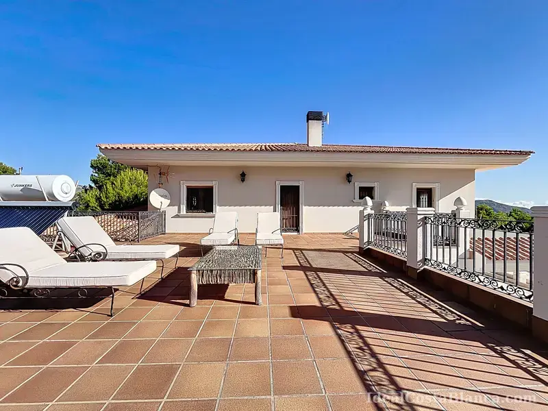 Luxury villa in Guadalest - 32